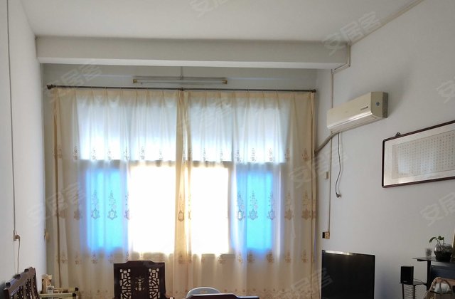 西门街后仓巷小区6室3厅300㎡179万二手房图片