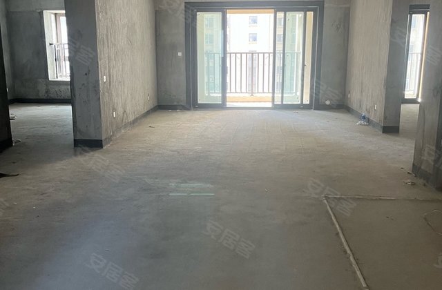 石狮泰禾广场3室2厅172.4㎡225万二手房图片