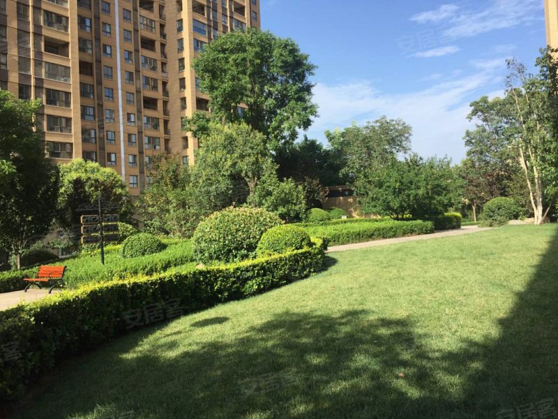 绿地国际生态城五湖名邸西区