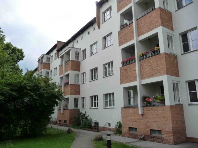 德国柏林约¥172万well-kept 2-room apartment with balcony in Berlin-二手房公寓图片