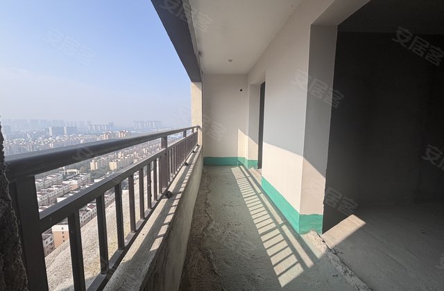 鲁明玖玺天悦3室2厅127㎡58万二手房图片