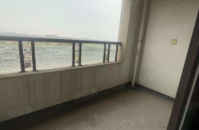 郁金香花园3室2厅125㎡55万二手房图片