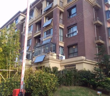 水清木华 近地铁 商业配套齐全 带电梯 商品住宅 高绿化