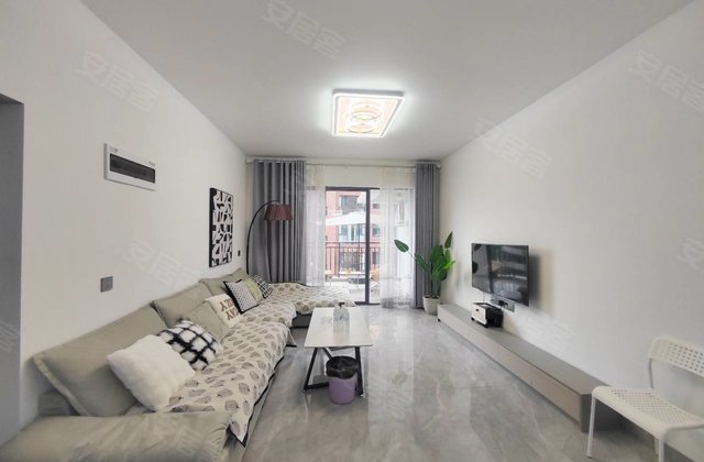 湖景御翠园3室2厅99㎡67.6万二手房图片