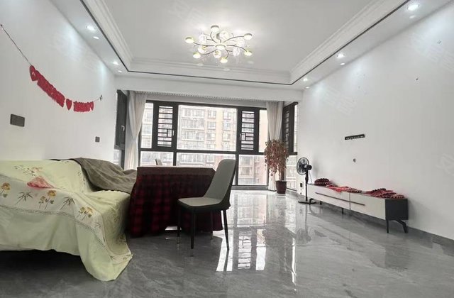 丰茂新城4室2厅148㎡69.8万二手房图片