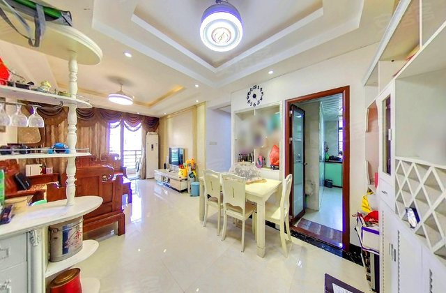 理想蓝堡国际花园3室1厅106㎡699万二手房图片