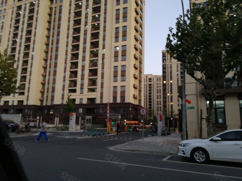 金海华城华康佳苑 