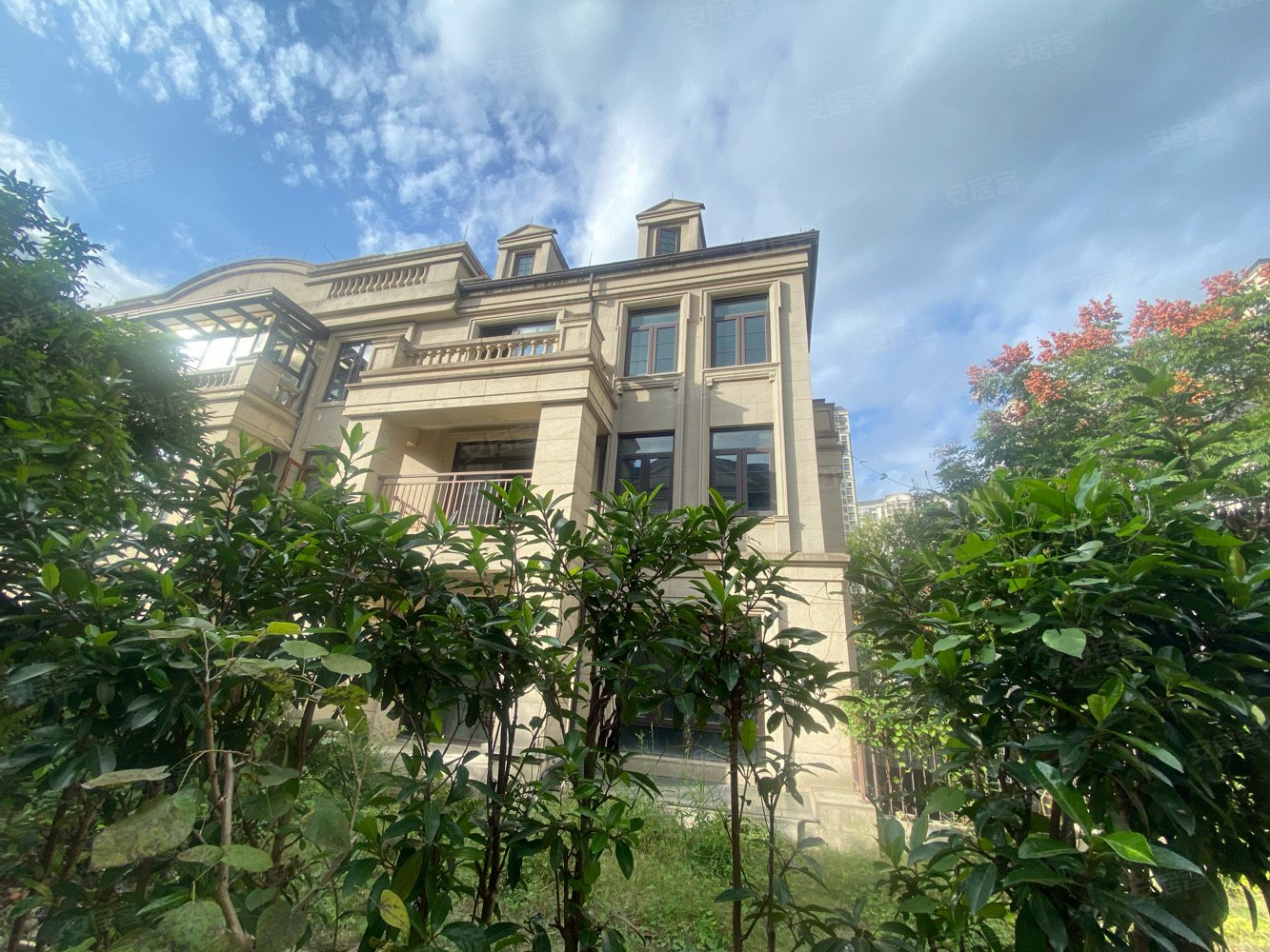 上下5层,光明澜山(别墅)二手房,1230万,6室2厅,6卫,222平米-绍兴安居