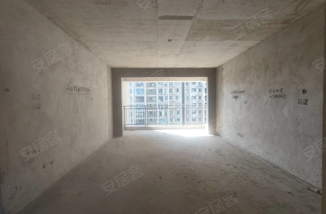 东山林语3室2厅136㎡45.8万二手房图片