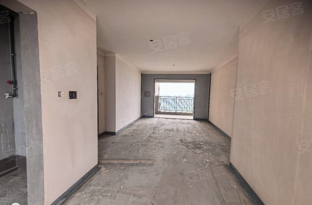 龙山中央商务区四期4室2厅132㎡45万二手房图片