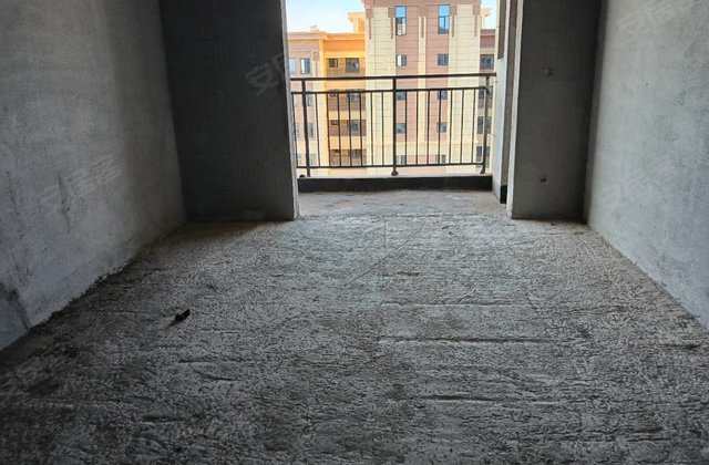 汉旺世纪城3室2厅108㎡33万二手房图片