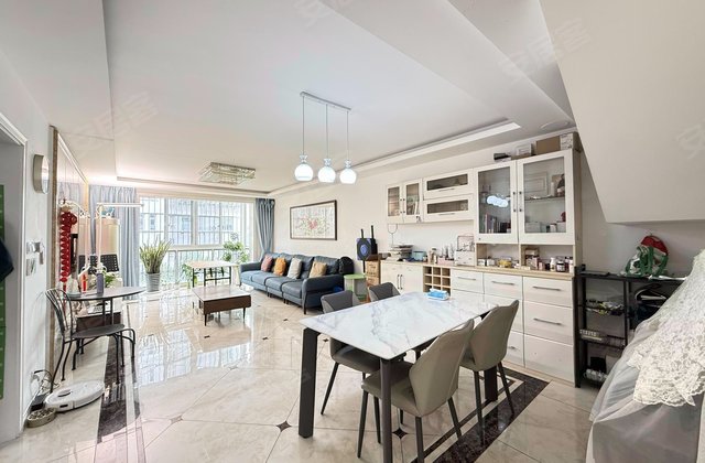 恒大星级公寓(一期)5室3厅174.48㎡899万二手房图片