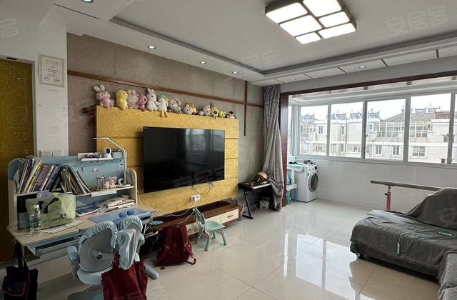 星海花园(西区)3室2厅191㎡69.8万二手房图片