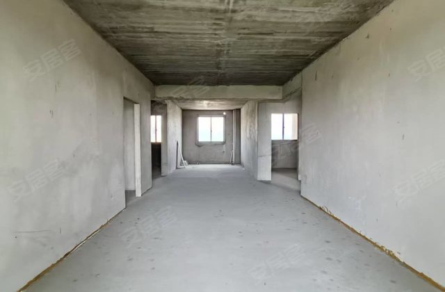 汇丰广场3室2厅122㎡65万二手房图片