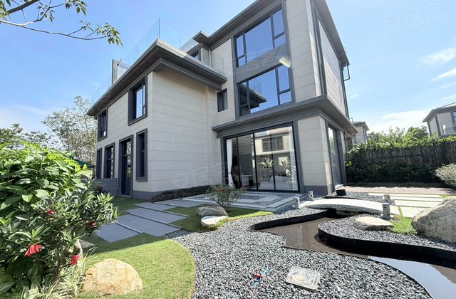 海南巧克力小镇4室2厅109㎡260万二手房图片