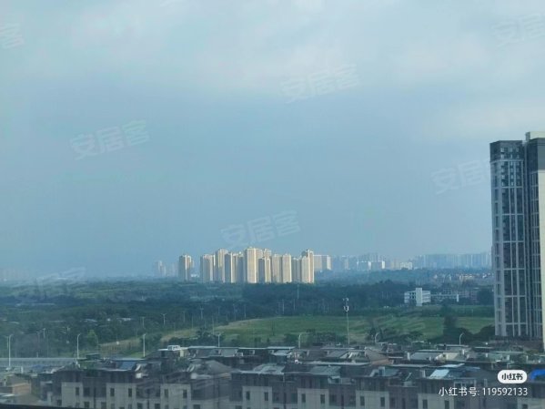 华润置地时代风景4室2厅2卫131㎡南300万