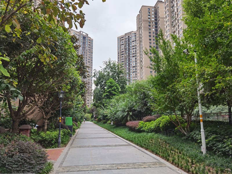 北麓国际城(b区)