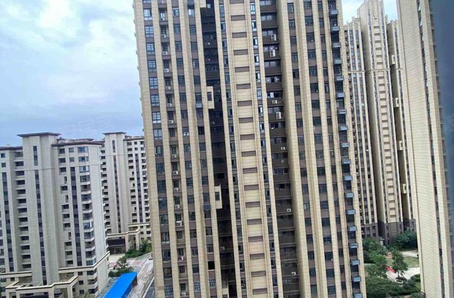 文一名门学府3室2厅92.7㎡185万二手房图片