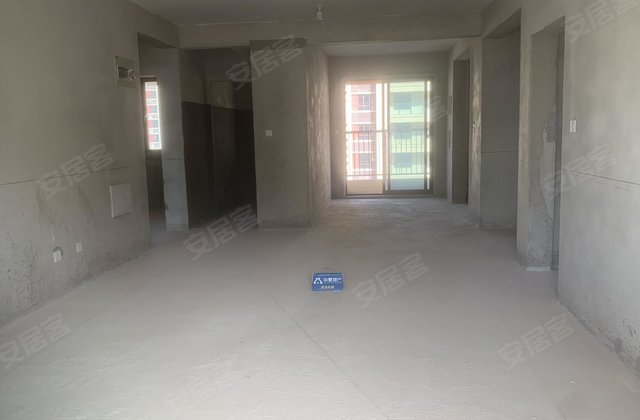 映湖园3室2厅126㎡95万二手房图片