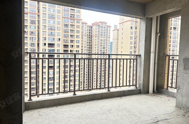 金宸悦珺4室2厅122㎡53万二手房图片