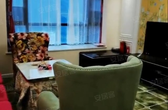 警苑小区(鹤峰)4室2厅138㎡88万二手房图片