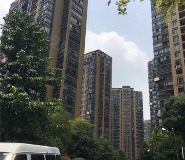 火车东站小区图片