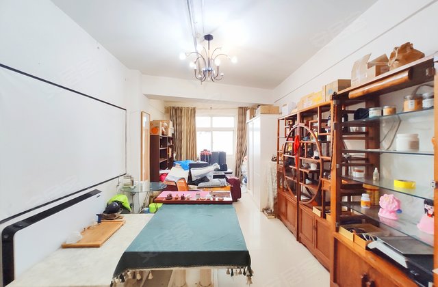 鸿森大厦1室1厅77.69㎡50万二手房图片