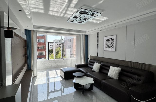 白鹤小区3室2厅102㎡46.8万二手房图片