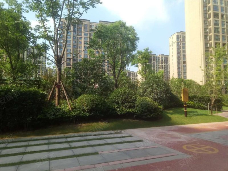 绿地工润和平壹号(一期),民富路,近汉源大道