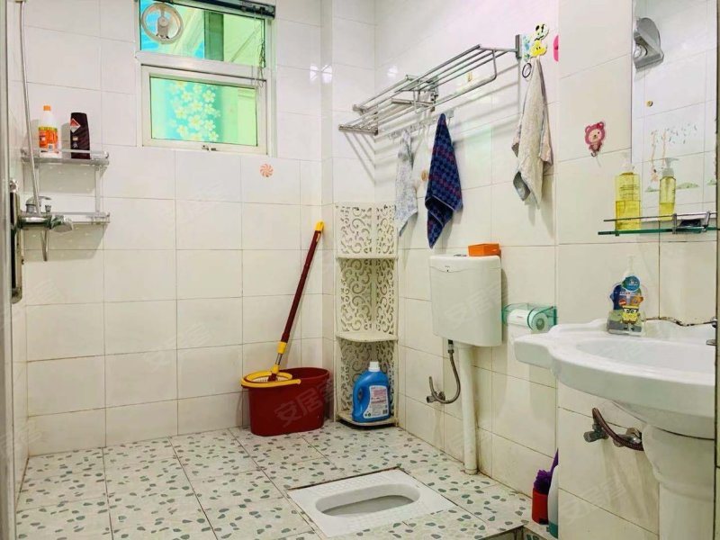 海杨城4室2厅2卫