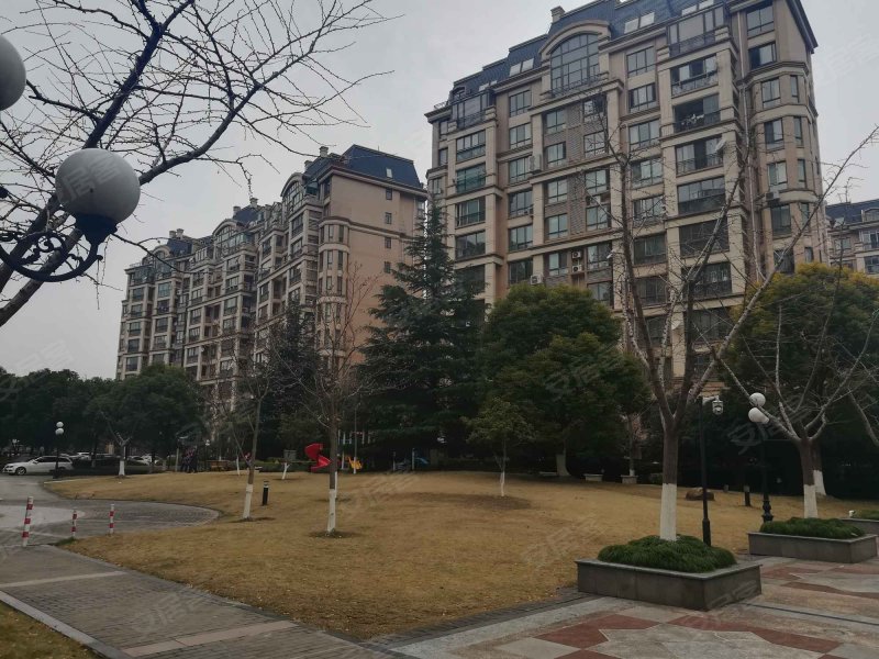 虹桥东苑风度国际 