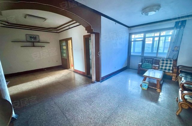 江东新村3室2厅116㎡176万二手房图片