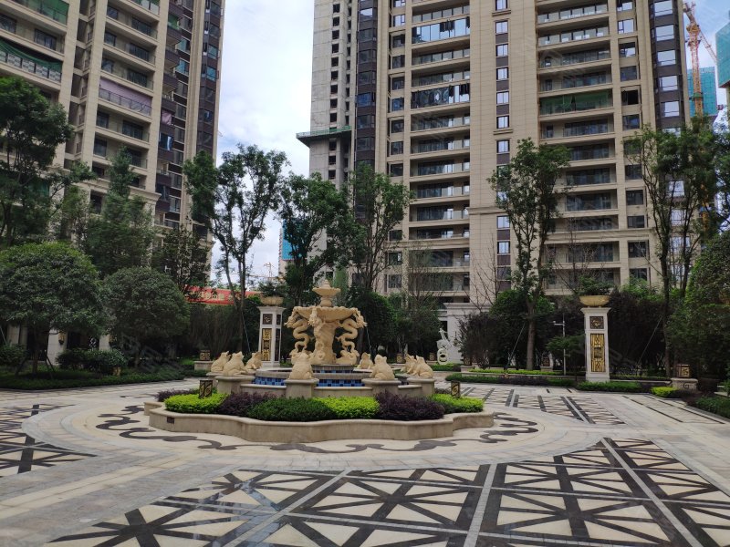 长冶南阳御龙府