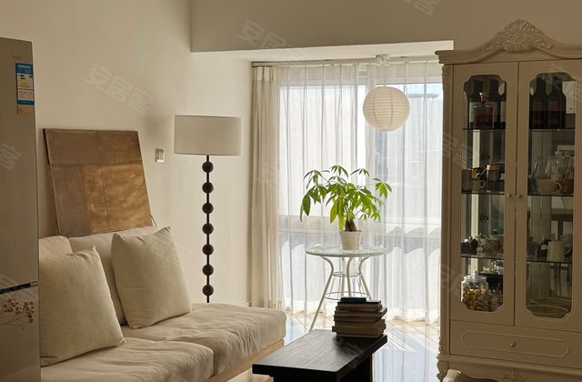 昌建MOCO新世界太阳城3室2厅102㎡54万二手房图片