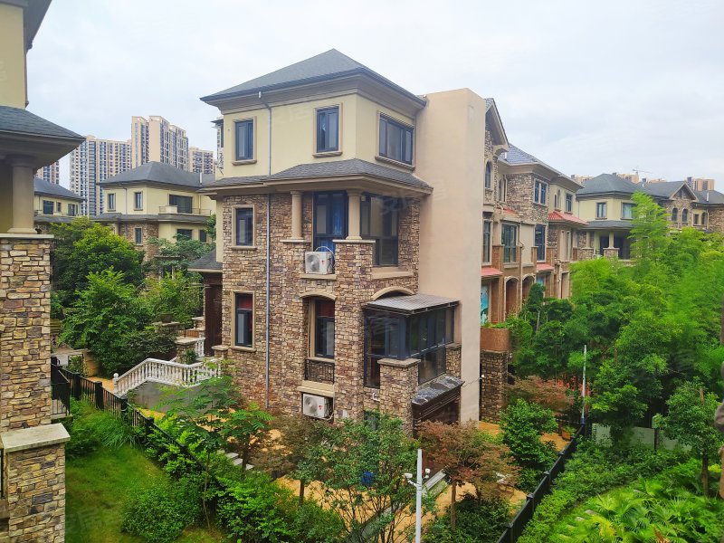 花样年麓湖国际(别墅),西城大道,近致远路-桂林花样年麓湖国际(别墅)