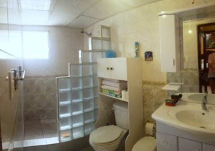 多米尼加约¥97万位于卡巴雷东部的一间床位海滨公寓出售二手房商铺图片