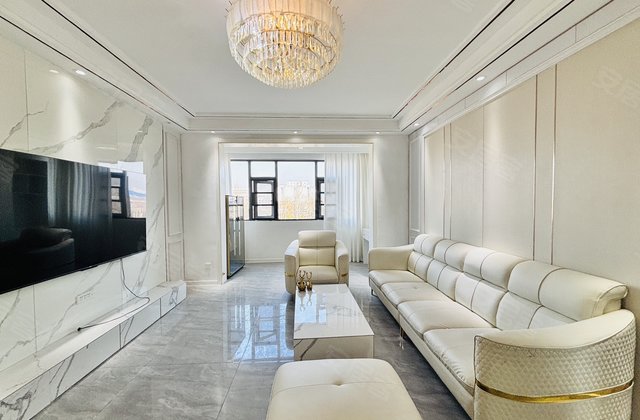 鸿鹰小区2室2厅101.52㎡31万二手房图片