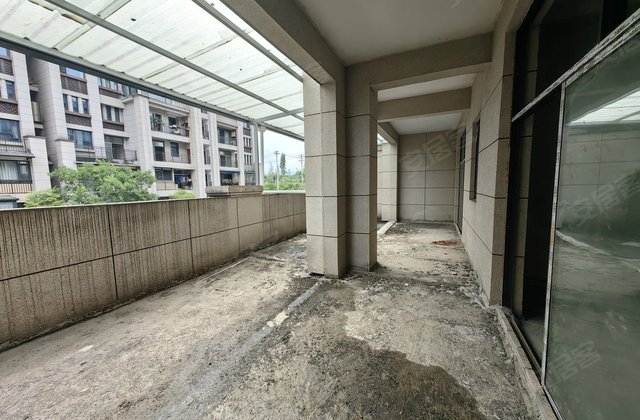 悦融湾4室2厅192㎡99万二手房图片