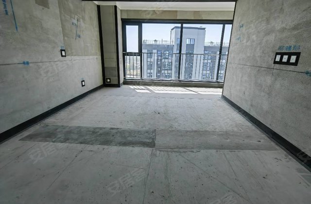 金沙国安城3室2厅130㎡49万二手房图片