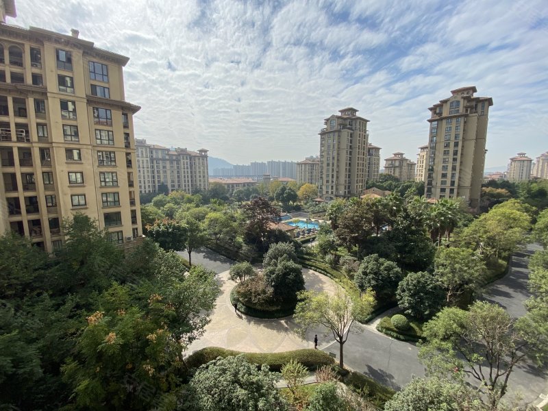 绿城蓝庭(东区)