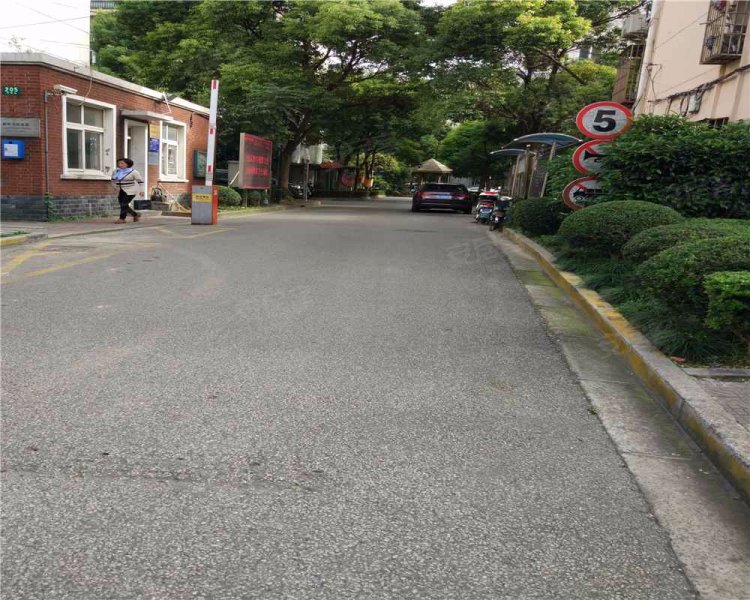 高桥东街名庭(公寓住宅) 