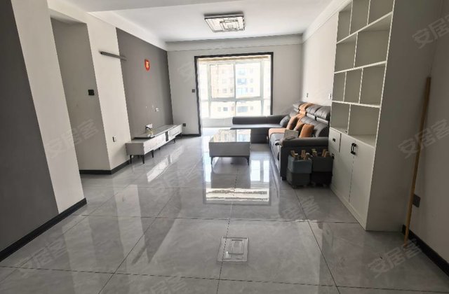 湖畔华庭3室2厅110㎡63.8万二手房图片