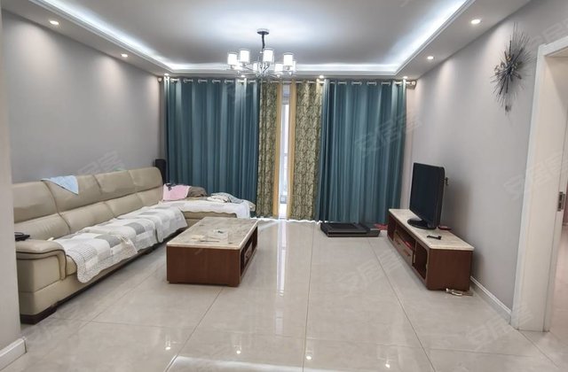 尚品国际3室2厅146㎡136万二手房图片