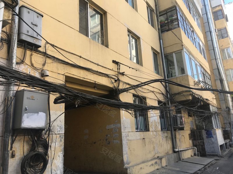 奋斗小区,黑山街18号-48号(双号),革新街64号-96号(双号),果戈里大街