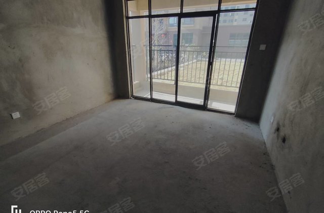 金地相府5室2厅173㎡96万二手房图片