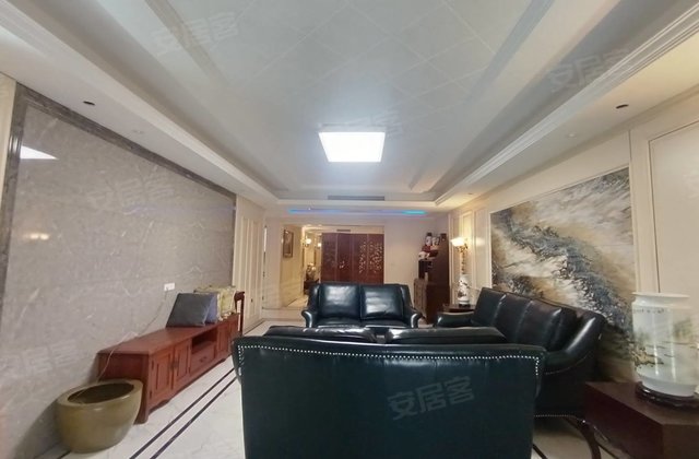 塞纳左岸4室3厅420㎡314万二手房图片