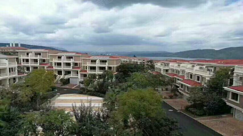 阳宗海山水湖畔
