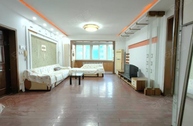 阳光外滩4室1厅156㎡61.8万二手房图片