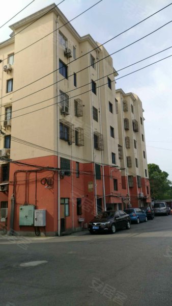 鹤庆路810弄小区 