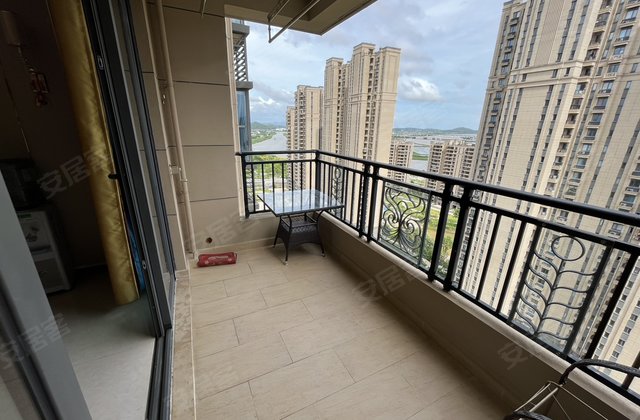恒大悦龙府3室2厅110㎡68.8万二手房图片